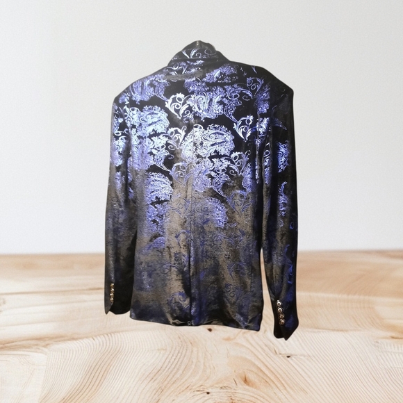 Elegant Women's Black and Blue Blazer - Picture 10 of 14